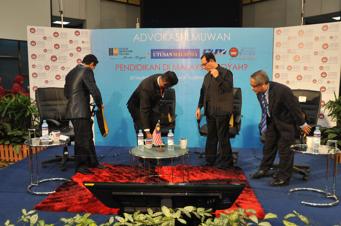 PRO15 151 ADVOKASI HAS 7335